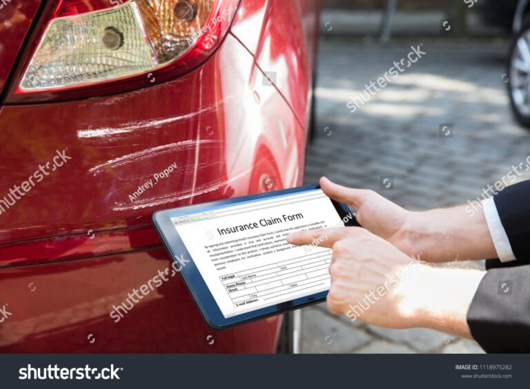 computer con modulo di verifica assicurazione auto