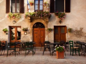 esterno tradizionale di una trattoria italiana
