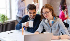 Come Funziona Il Bonus "Io Resto Al Sud" Per Nuove Attività 6 giovani imprenditori avviando startup nel sud italia