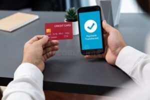 Come Funziona Pay By Link di Nexi per Pagamenti Online Sicuri 8 pagamento digitale con smartphone e carta crediti