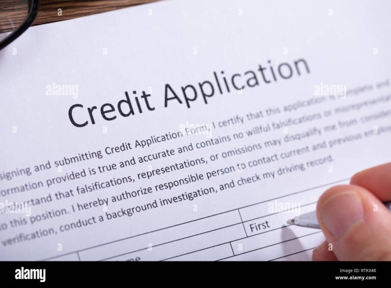 persona che firma modulo richiesta carta credito