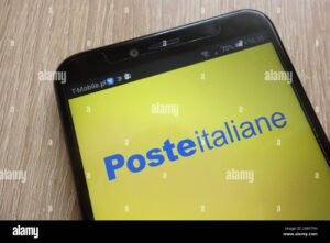 smartphone android con icona app poste italiane