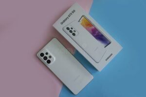 Dove Trovare Samsung Galaxy in Offerta con il Miglior Prezzo 19 smartphone samsung galaxy su sfondo promozionale