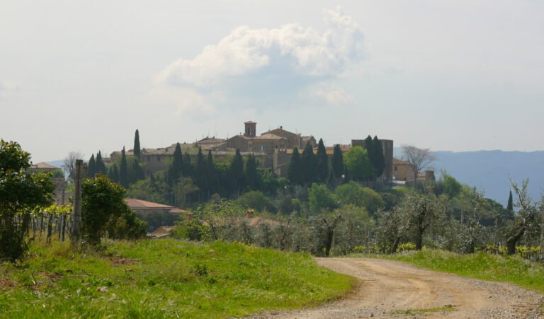 veduta panoramica del pozzo sant angelo in colle