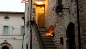 Cosa Vedere e Fare a Borgo Sant Angelo Gualdo Tadino 12 veduta panoramica di borgo sant angelo gualdo tadino