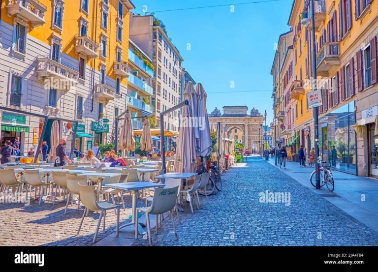 veduta panoramica di corso garibaldi milano