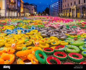 vista panoramica colorata di piazza grande