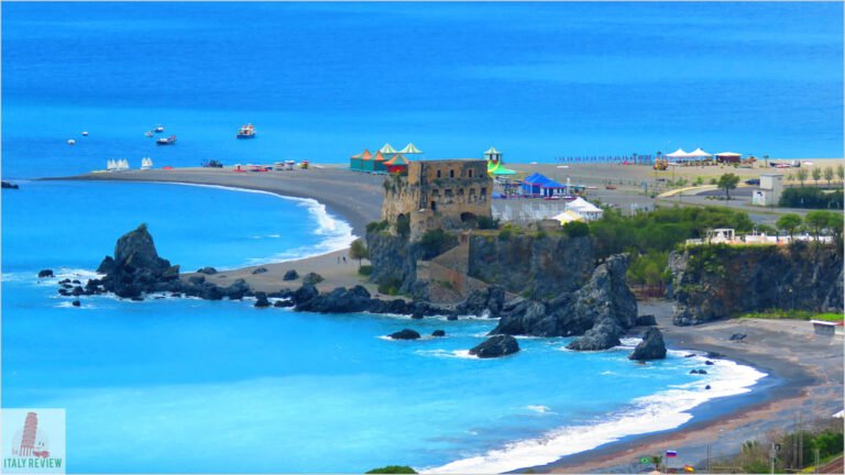 Dove si Trova e Cosa Offre il Santo Stefano Club a Praia a Mare